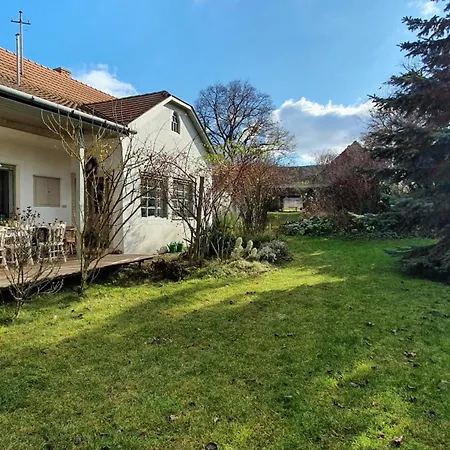Kopajta Vendeghaz Holiday home Barnag